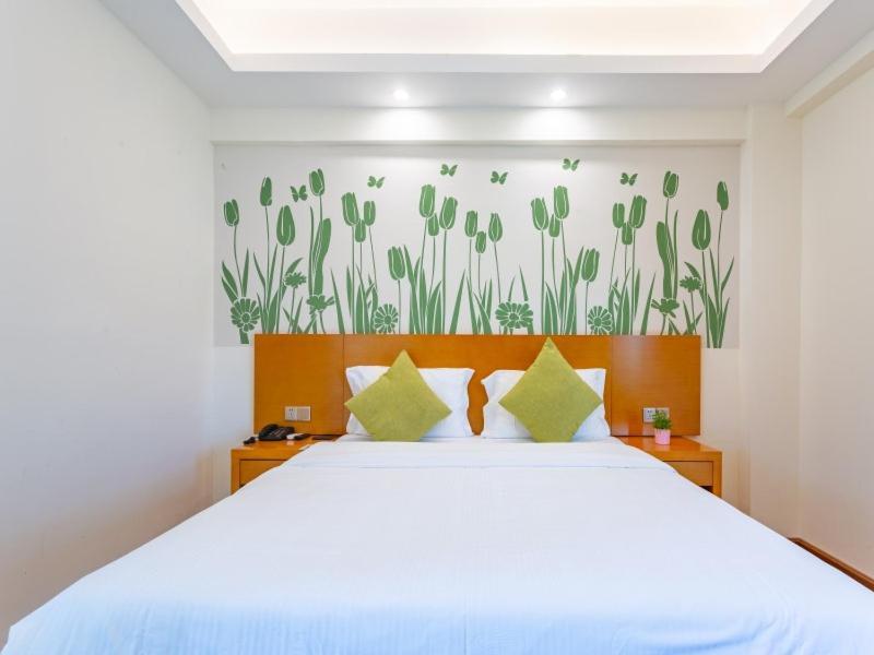 Greentree Alliance Sanya Jiyang District Yalongwan Road Hotel Extérieur photo