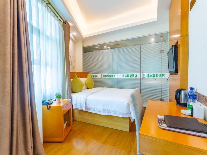 Greentree Alliance Sanya Jiyang District Yalongwan Road Hotel Extérieur photo