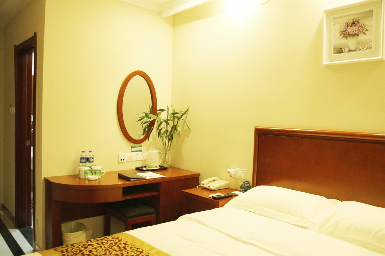 Greentree Alliance Sanya Jiyang District Yalongwan Road Hotel Extérieur photo