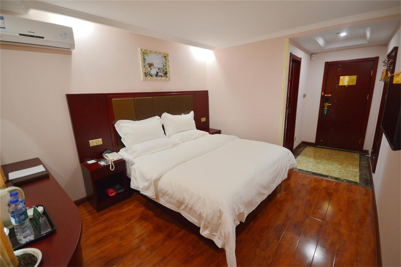 Greentree Alliance Sanya Jiyang District Yalongwan Road Hotel Extérieur photo