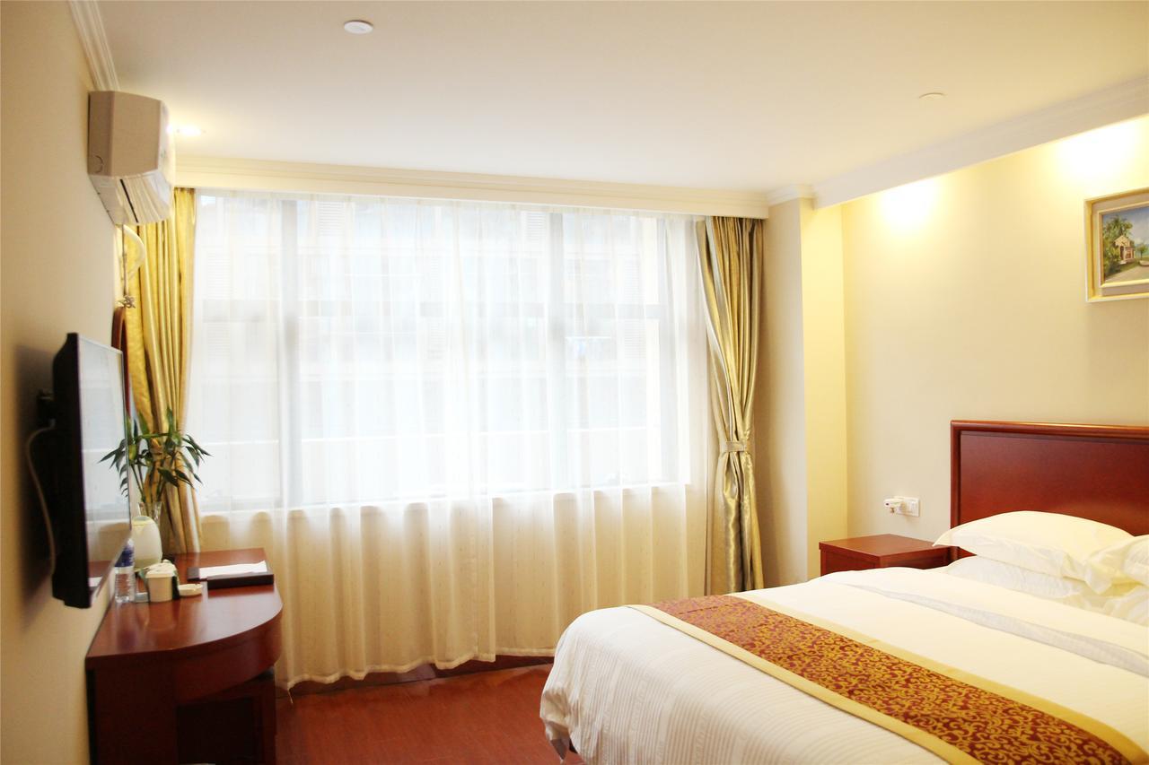 Greentree Alliance Sanya Jiyang District Yalongwan Road Hotel Extérieur photo